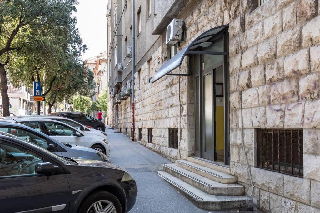 Giardino Apartman